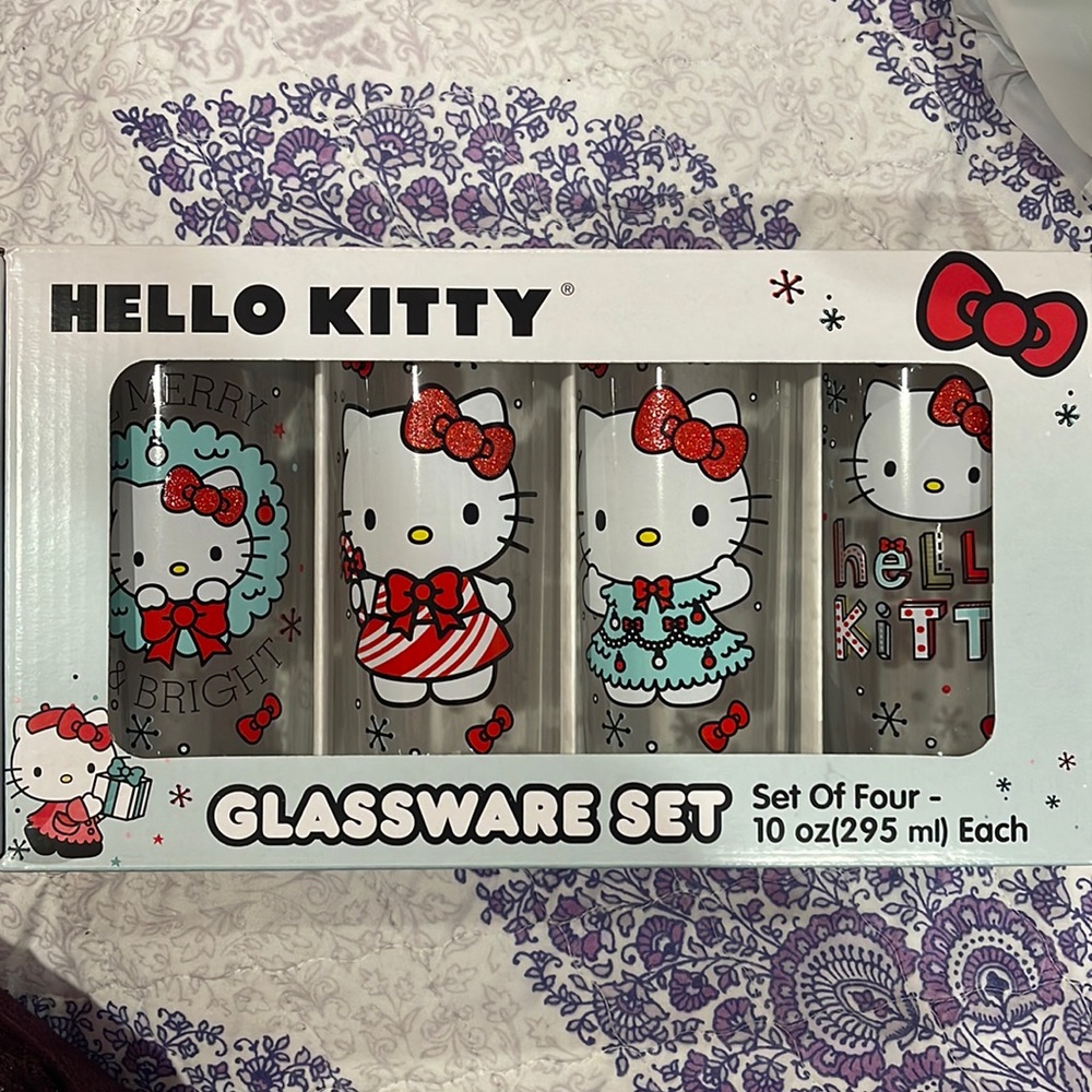Hello Kitty Christmas Glass cups